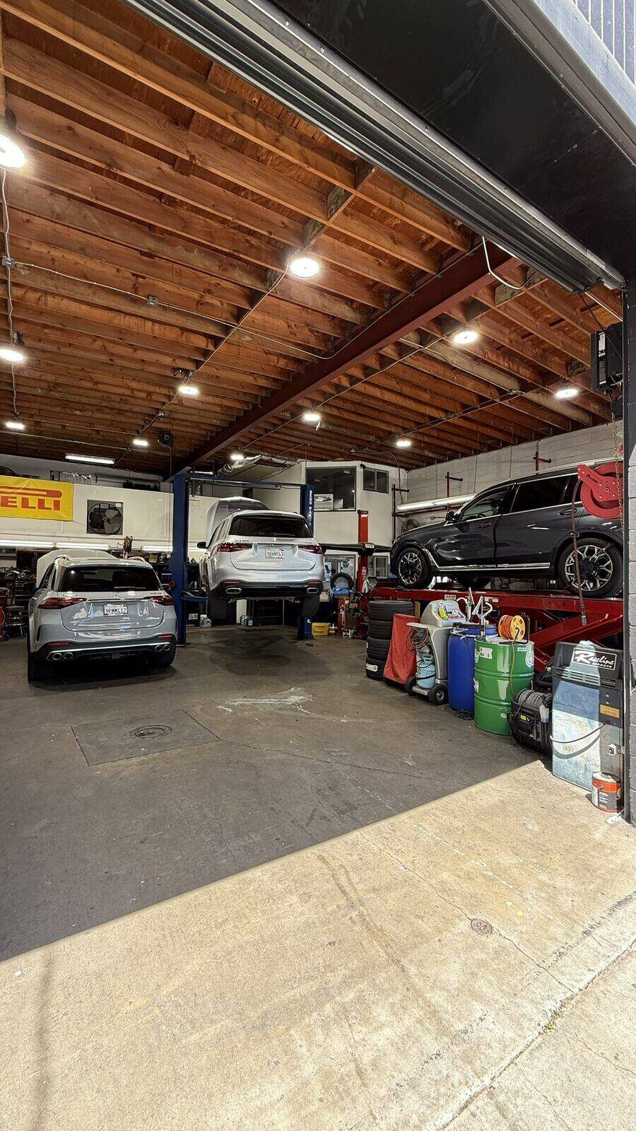 Mercedes GLC and GLS on the rack with BMW X7 alignment at ACE Performance